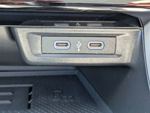 New 2026 Volkswagen Jetta SE FWD image 24