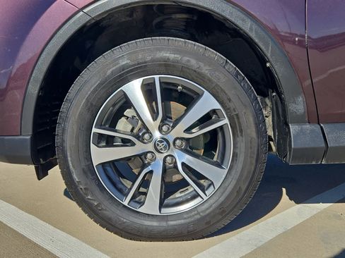 Used 2018 Toyota RAV4 Adventure image 13