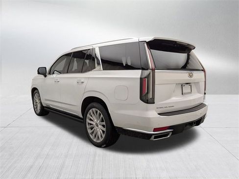 Certified 2022 Cadillac Escalade Premium Luxury w/ Performance Package image 7