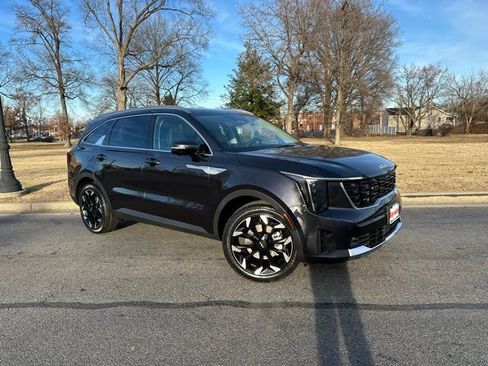 New 2026 Kia Sorento SX image 2