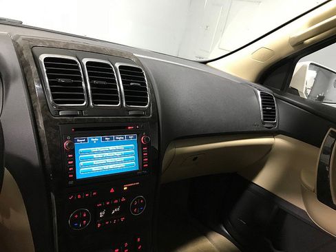 Used 2012 GMC Acadia Denali FWD image 27