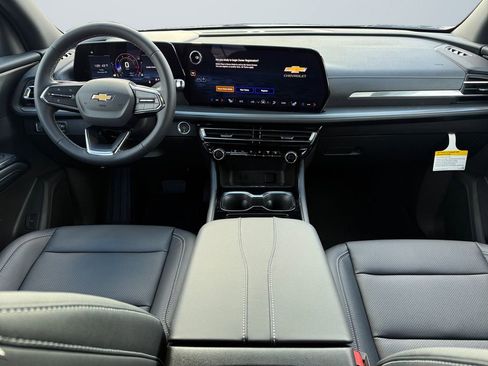 New 2026 Chevrolet Traverse LT image 10