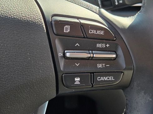 Used 2019 Hyundai Elantra Limited w/ Ultimate Package 02 image 25