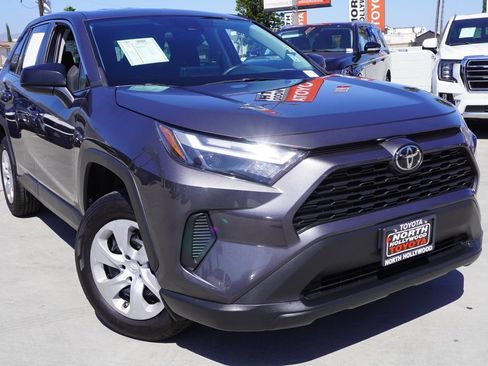 Used 2024 Toyota RAV4 LE AWD/4WD image 2