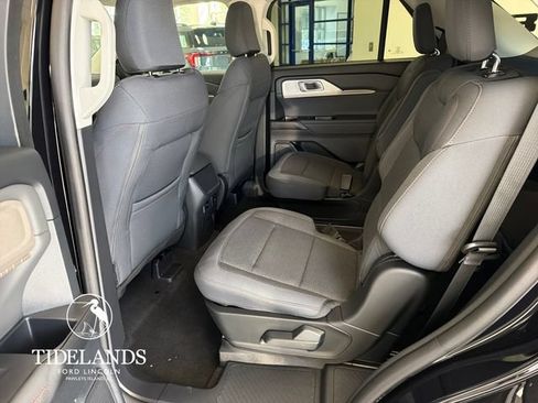 New 2026 Ford Explorer Active RWD image 27