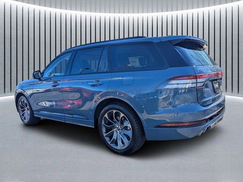 New 2026 Lincoln Aviator 2WD w/ Jet Appearance Package image 5