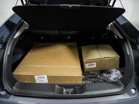 New 2026 Toyota Prius Plug-In Hybrid FWD image 11