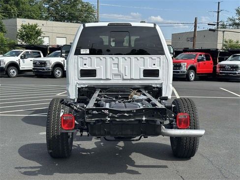 New 2025 Ford F350 XL w/ XL Chrome Package image 3