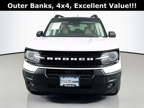 Used 2025 Ford Bronco Sport Outer Banks image 2