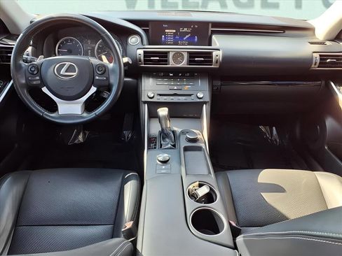 Used 2015 Lexus IS 250 image 10