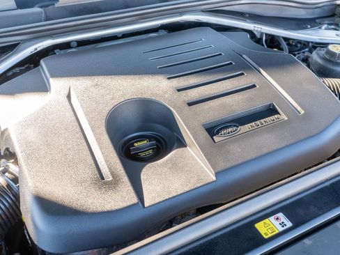 Certified 2024 Land Rover Range Rover Sport SE image 37