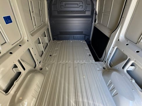 New 2025 Mercedes-Benz Sprinter 2500 image 16