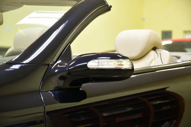 Used 2008 Mercedes-Benz SL 550 w/ P1 Pkg image 10