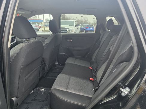 Used 2021 Nissan Rogue SV image 16