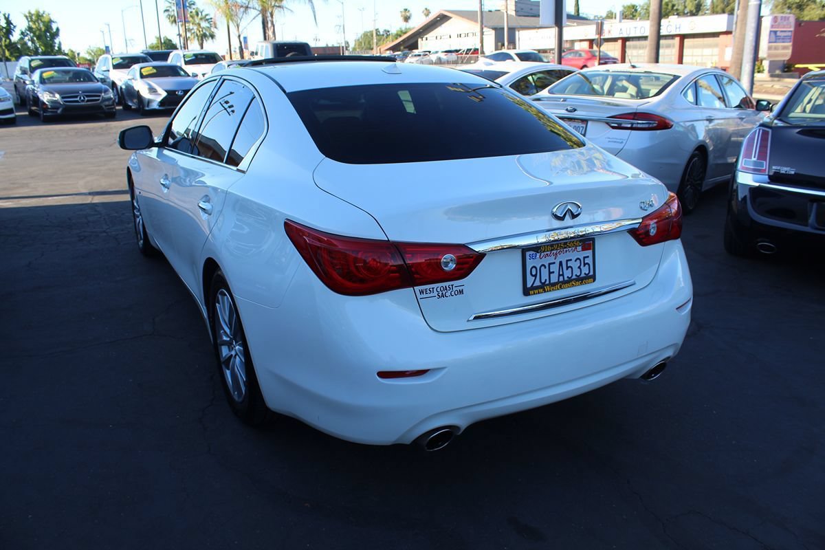 Used 2015 INFINITI Q50 Premium w/ Navigation Package RWD image 5