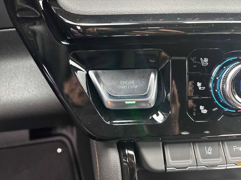 New 2026 GMC Sierra 2500 AT4 w/ Technology Package image 29