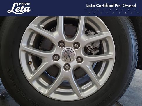 Used 2022 Chrysler Voyager LX FWD image 14
