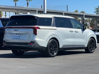 New 2026 Kia Carnival SX Prestige video 3