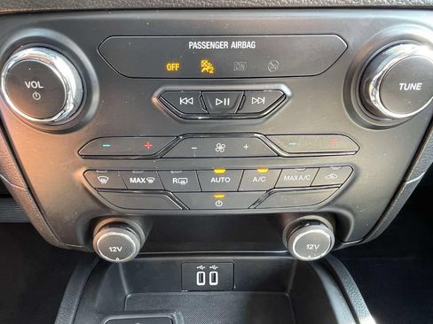 Used 2019 Ford Ranger XLT w/ Equipment Group 301A Mid RWD image 31