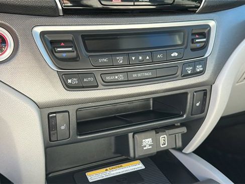 Used 2023 Honda Ridgeline RTL-E image 19