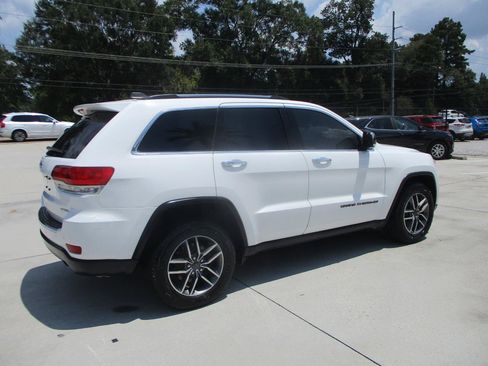 Used 2020 Jeep Grand Cherokee Limited AWD/4WD image 8
