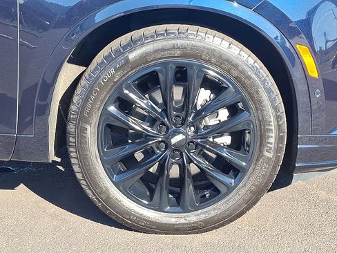 Certified 2022 Cadillac XT6 Premium Luxury w/ Technology Package AWD/4WD image 8