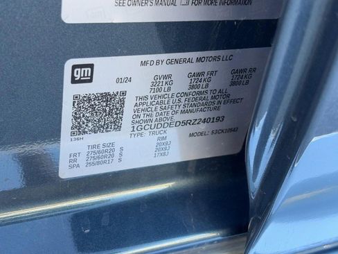 Used 2024 Chevrolet Silverado 1500 LT w/ Z71 Off-Road Package image 26