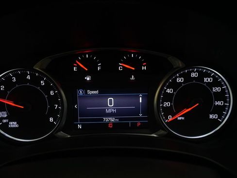 Used 2021 GMC Terrain SLE w/ LPO, Floor Liner Package FWD image 2