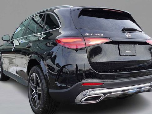 Used 2026 Mercedes-Benz GLC 300 4MATIC image 7