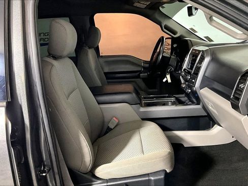 Used 2019 Ford F150 XLT w/ Equipment Group 302A Luxury image 6