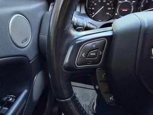 Used 2018 Land Rover Range Rover Evoque Landmark Edition image 25