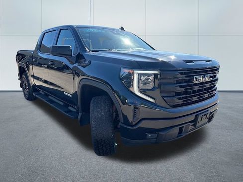 Used 2023 GMC Sierra 1500 Elevation AWD/4WD image 5