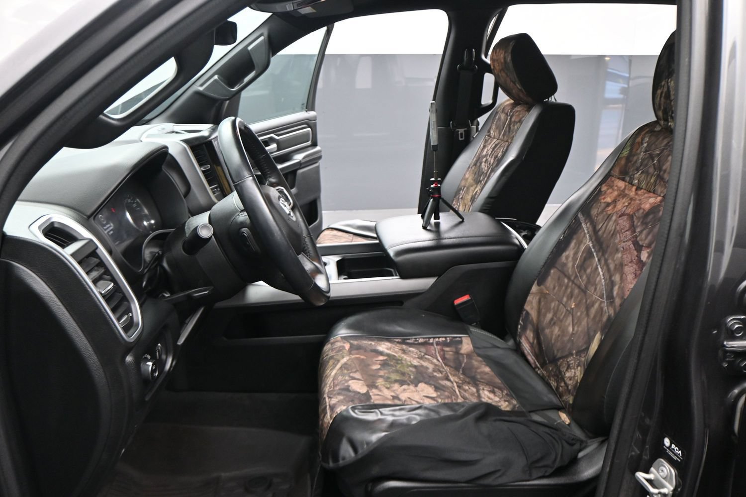 Used 2022 RAM 1500 Lone Star RWD image 2