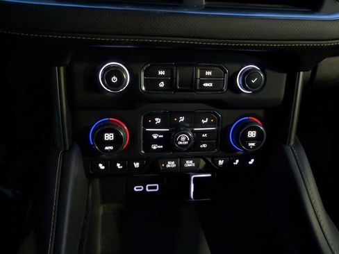 Used 2023 Chevrolet Tahoe Premier image 17