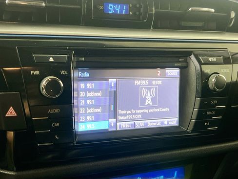 Used 2015 Toyota Corolla S FWD image 27
