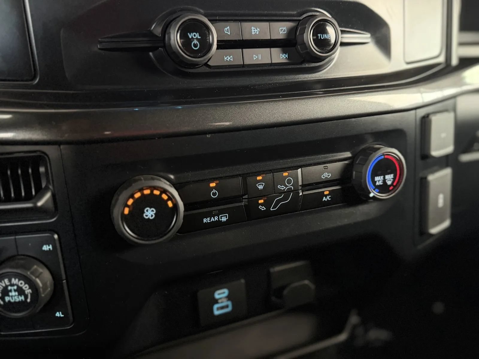 Used 2023 Ford F150 XL w/ STX Appearance Package AWD/4WD image 33