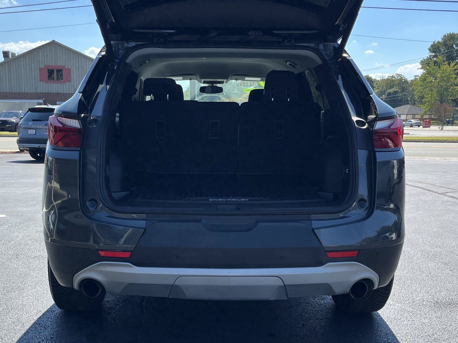 Used 2020 Chevrolet Blazer LT FWD image 21