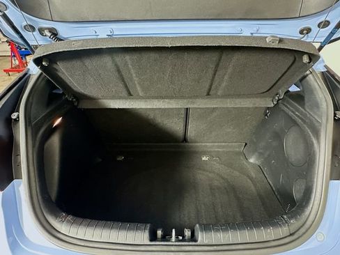 Used 2019 Hyundai Veloster N N image 25