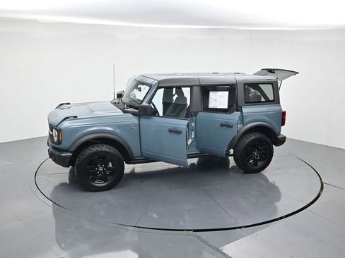 Used 2022 Ford Bronco Black Diamond image 46