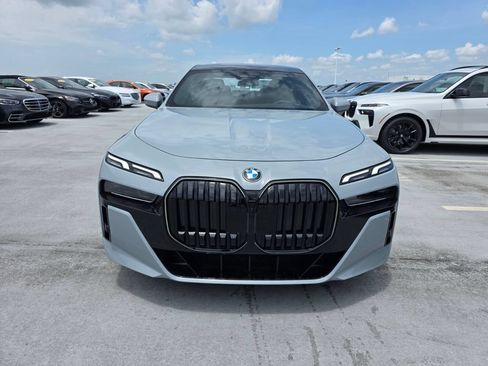 New 2026 BMW 740i w/ Premium Package RWD image 2