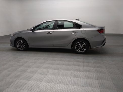 Used 2024 Kia Forte LXS w/ LXS Technology Package image 3