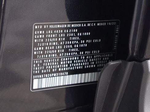 Used 2023 Volkswagen Taos SE w/ Panoramic Sunroof Package image 56