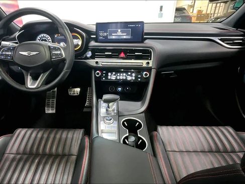 Used 2024 Genesis G70 2.5T w/ Sport Prestige Package image 9