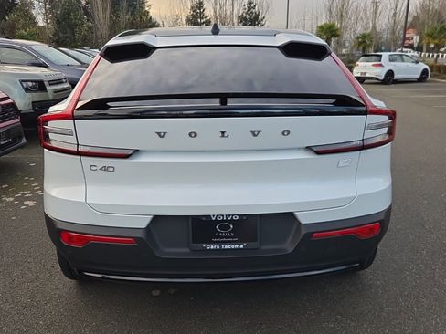 Certified 2023 Volvo C40 P8 Recharge Plus image 12