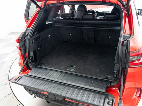 Used 2021 BMW X5 M AWD/4WD image 19