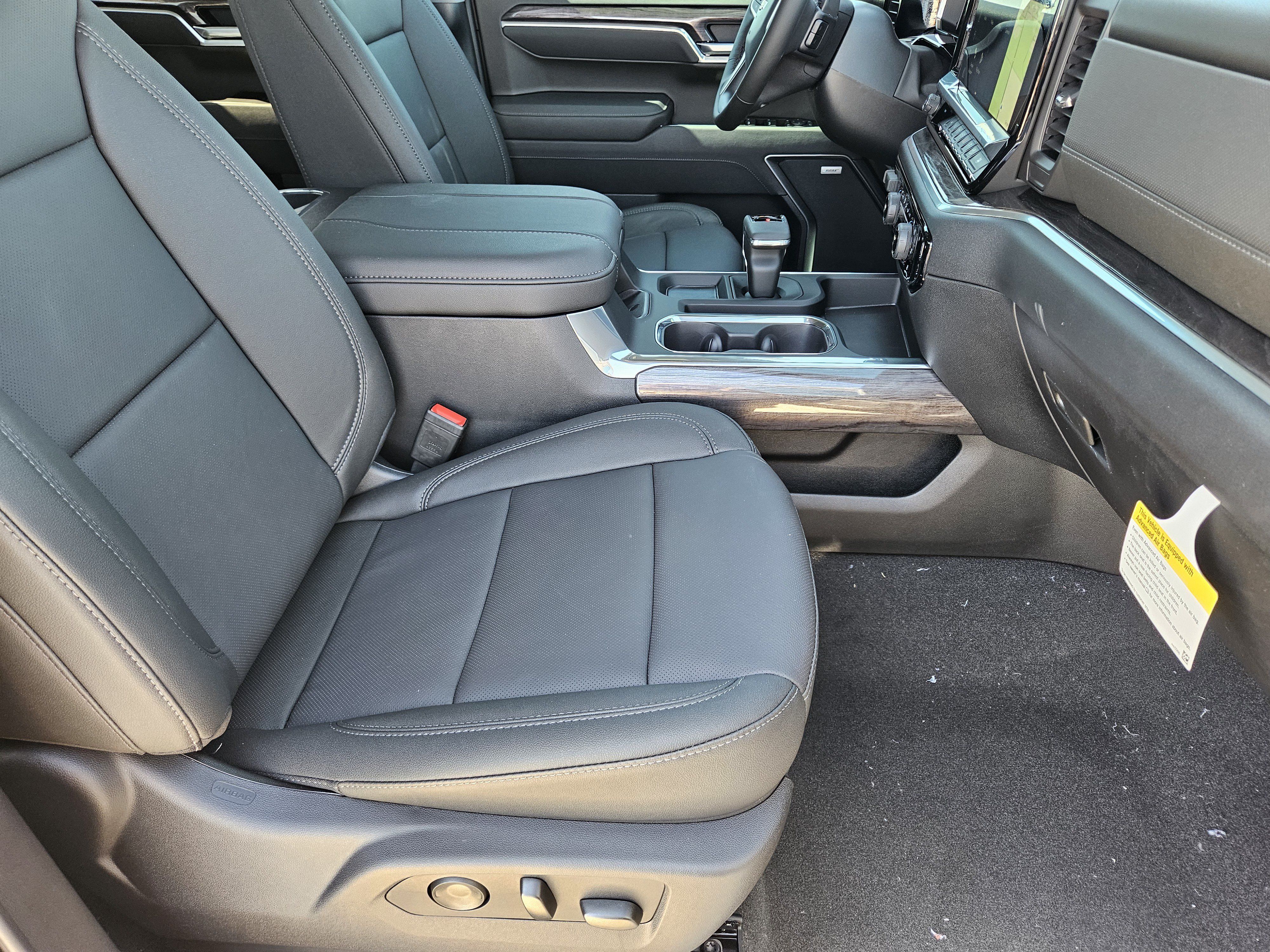 New 2026 Chevrolet Silverado 1500 LTZ w/ Technology Package AWD/4WD image 9