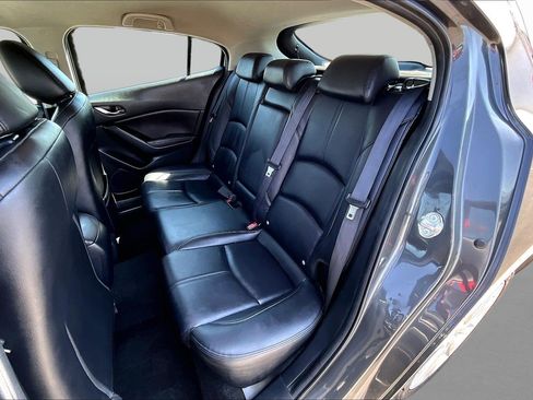 Used 2017 MAZDA MAZDA3 Touring FWD image 25