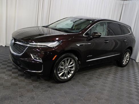 Used 2023 Buick Enclave Avenir w/ Avenir Technology Package image 3