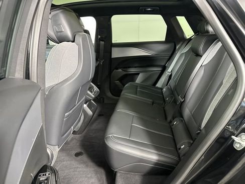 Used 2024 Cadillac Lyriq Tech image 26