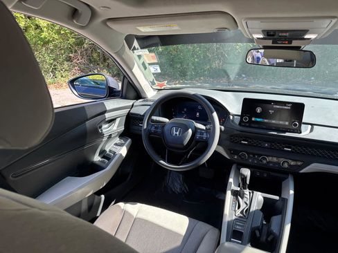 Certified 2024 Honda Accord EX image 35